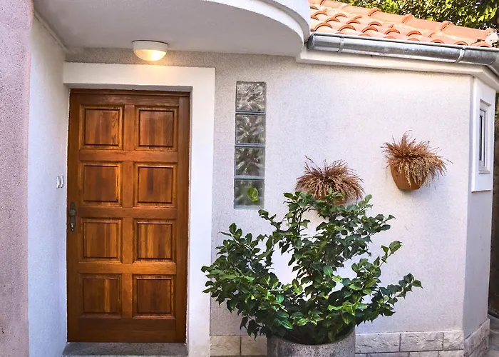 Maison d'hôtes Luxury Jasmin Split